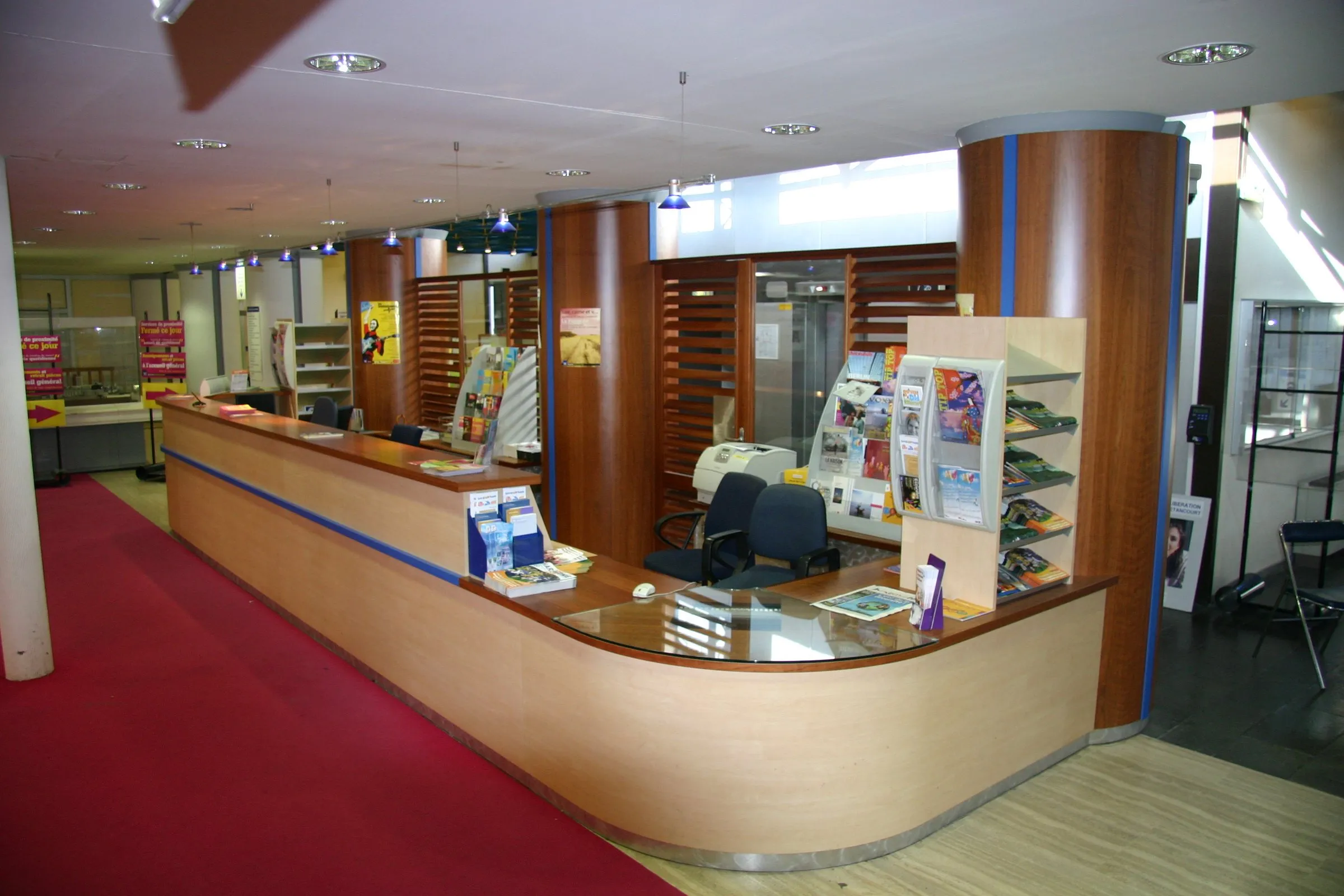 La banque d'accueil sous un autre angle
